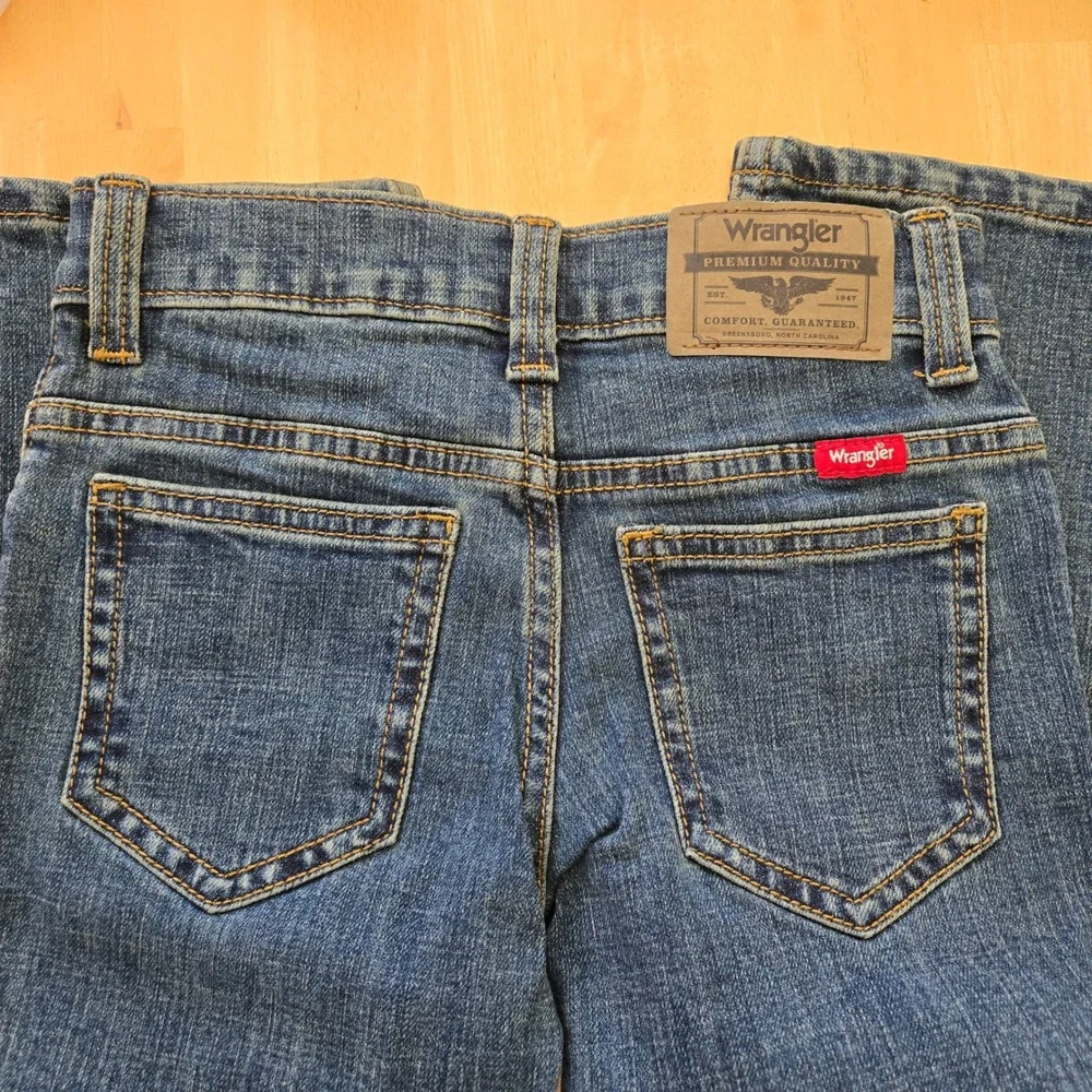 Wrangler Five Star Premium Boys Bootcut Jeans – Size 4 Regular Medium Wash  NWT